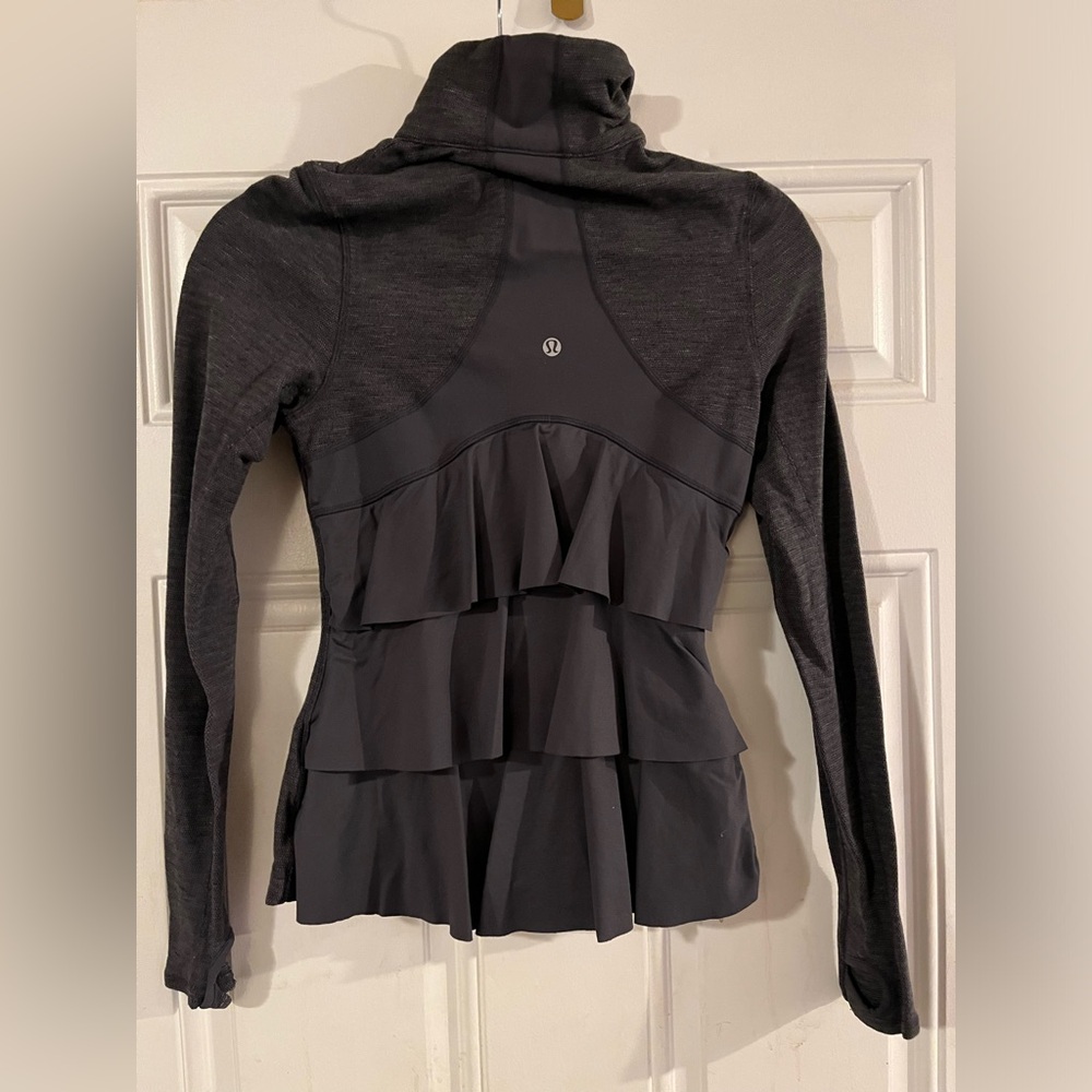 Lululemon size 2 limited edition ruffle-back jacket